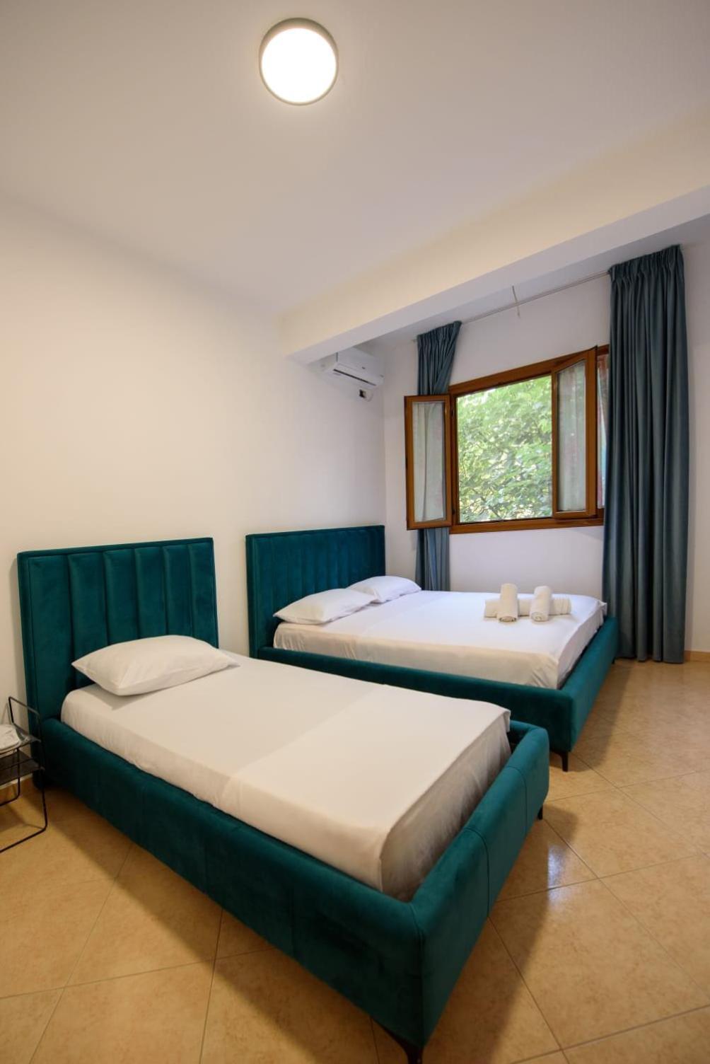 Olivium Rooms Vlorë Exterior foto