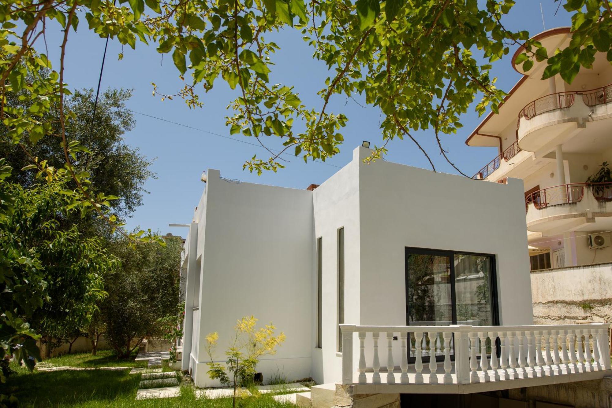 Olivium Rooms Vlorë Exterior foto
