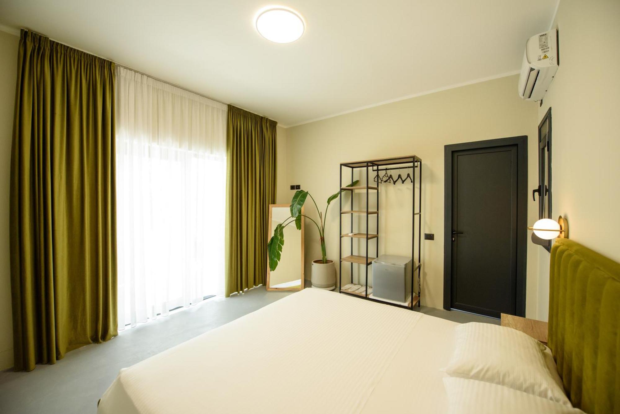 Olivium Rooms Vlorë Exterior foto